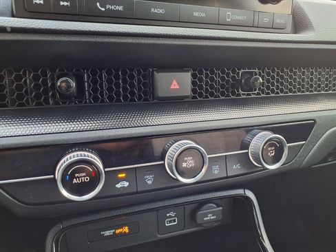 Certified 2025 Honda CR-V LX image 7