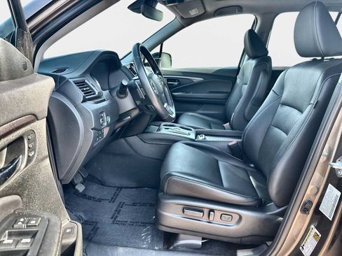 Used 2023 Honda Ridgeline RTL-E image 10