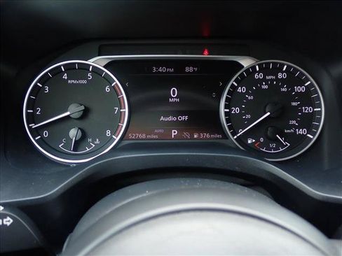 Used 2024 Nissan Rogue S AWD/4WD image 15