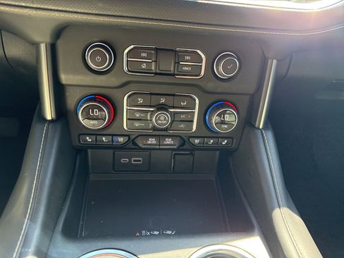 Used 2023 Chevrolet Tahoe Premier image 15