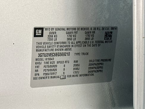 Used 2014 GMC Sierra 1500 SLT w/ SLT Crew Cab Value Package AWD/4WD image 30