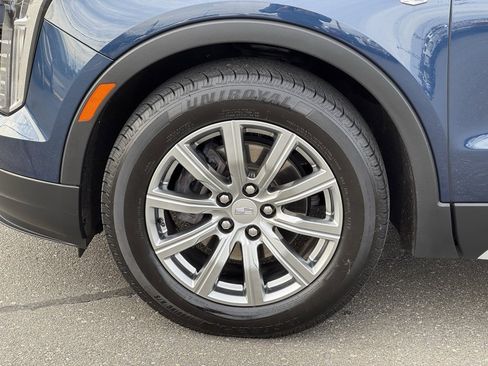 Used 2021 Cadillac XT4 Premium Luxury image 39