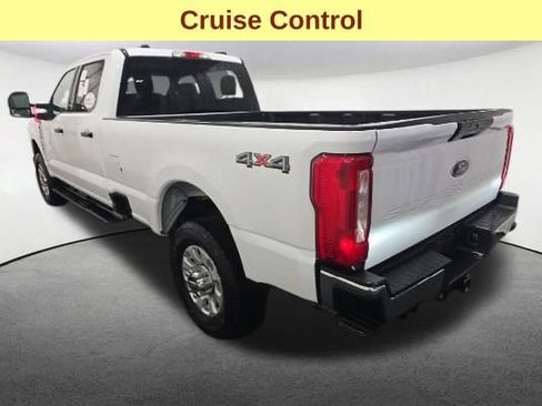 Used 2024 Ford F250 XLT AWD/4WD image 8