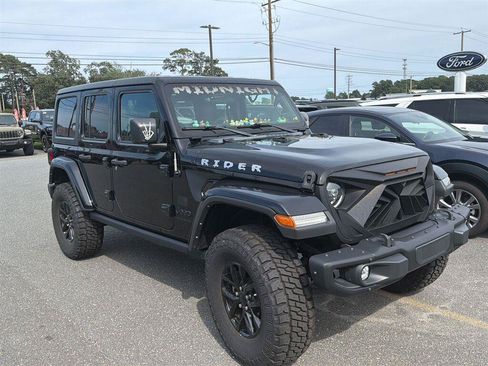 Used 2023 Jeep Wrangler Unlimited Sport AWD/4WD image 4