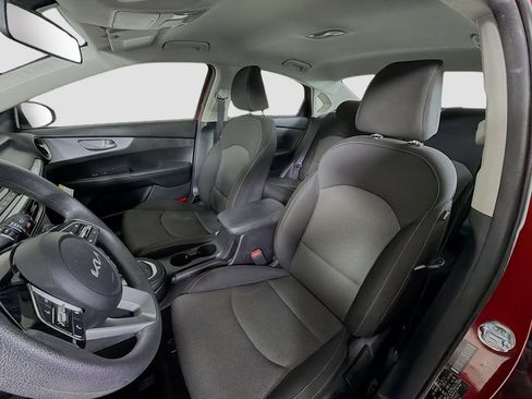 Used 2024 Kia Forte LXS FWD image 14
