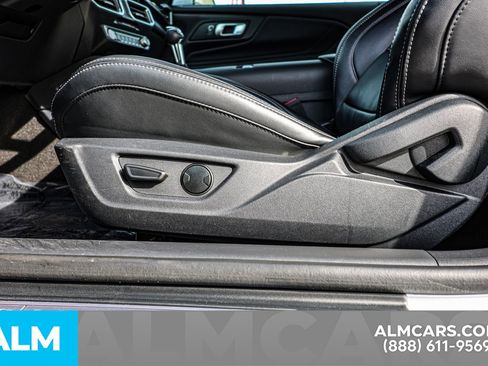 Used 2025 Ford Mustang Premium image 20