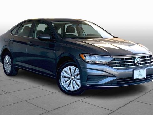 Used 2020 Volkswagen Jetta S w/ Driver Assistance Package image 3