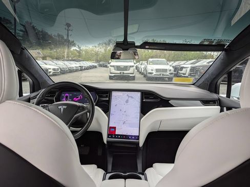 Used 2020 Tesla Model X Long Range AWD/4WD image 39