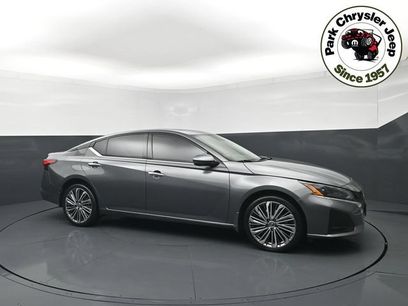 Used 2024 Nissan Altima 2.5 SL
