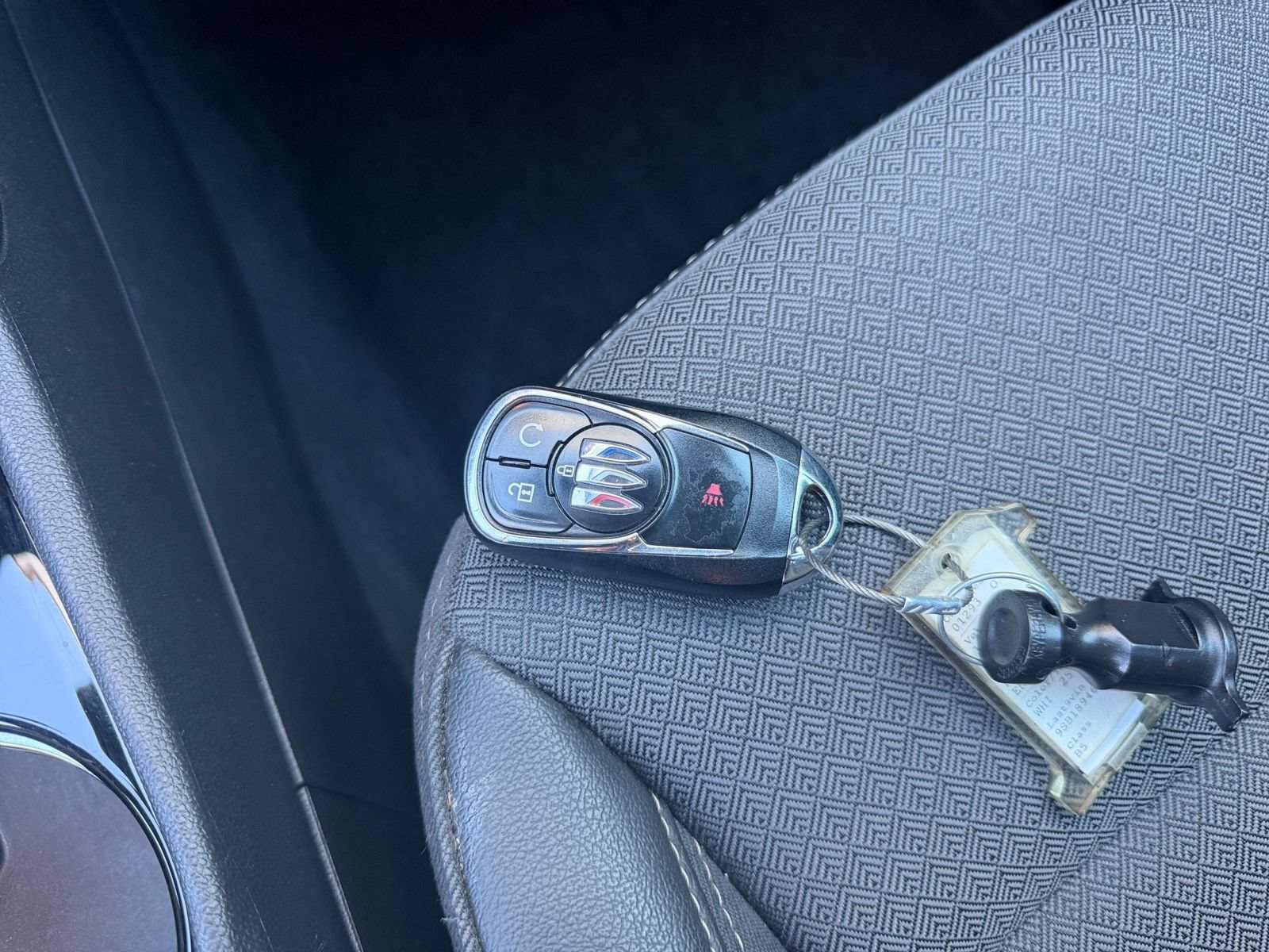 Used 2025 Buick Encore GX Preferred AWD/4WD image 20