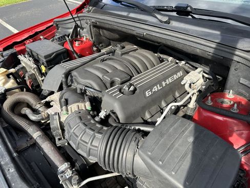 Used 2016 Jeep Grand Cherokee SRT image 19