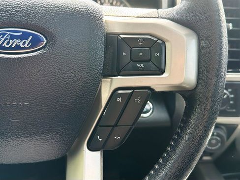Used 2020 Ford F150 Lariat w/ Equipment Group 502A Luxury AWD/4WD image 13