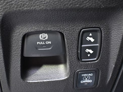 Used 2019 RAM 1500 Limited AWD/4WD image 25