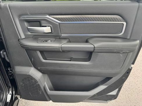 New 2026 RAM 2500 Big Horn AWD/4WD image 15