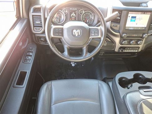 Used 2022 RAM 2500 Tradesman w/ Chrome Appearance Group image 11