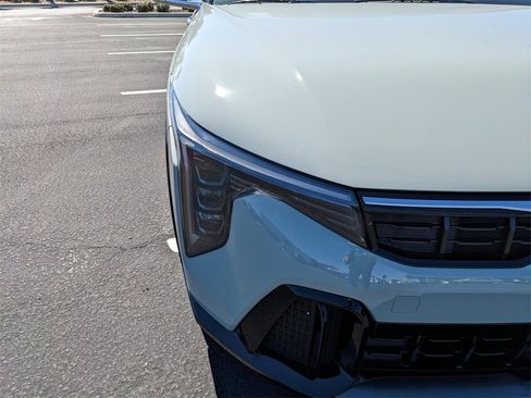 Certified 2025 Kia K4 GT-Line image 10