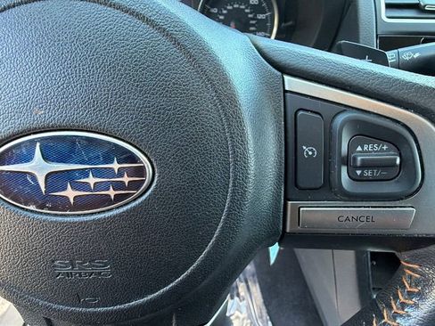 Used 2017 Subaru Crosstrek 2.0i Premium w/ Moonroof Package AWD/4WD image 20