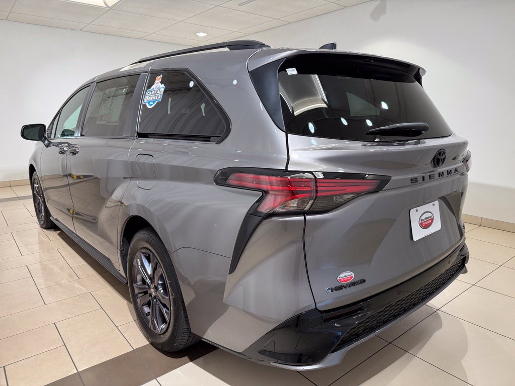 Certified 2026 Toyota Sienna XSE AWD/4WD image 3