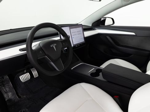 Used 2022 Tesla Model 3 Performance AWD/4WD image 11