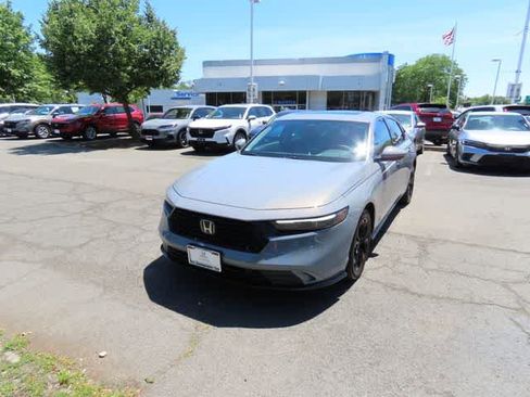 Used 2025 Honda Accord EX-L image 1