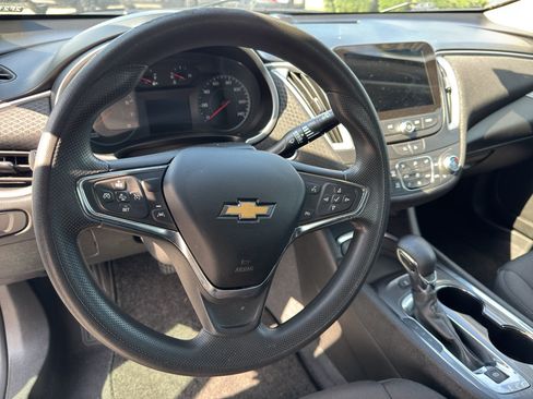 Used 2023 Chevrolet Malibu LT w/ Driver Confidence Package FWD image 27