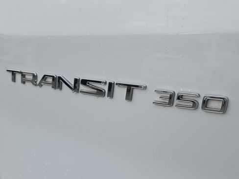 Used 2024 Ford Transit 350 XLT RWD image 10