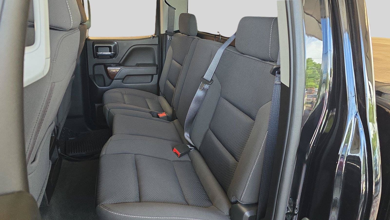 Used 2018 GMC Sierra 1500 SLE w/ SLE Value Package AWD/4WD image 18