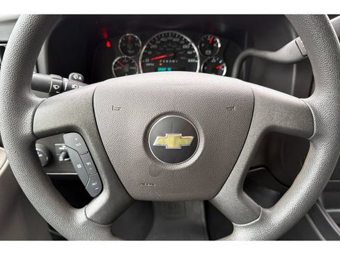 Used 2024 Chevrolet Express 3500 LT w/ LT Preferred Equipment Group RWD image 23