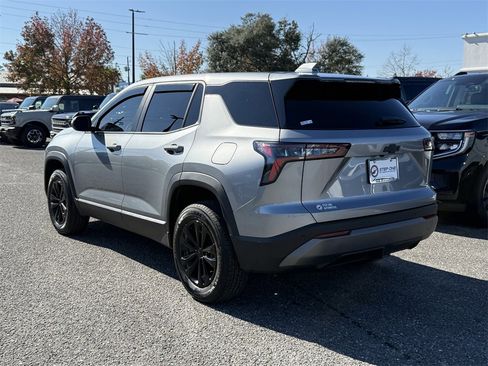 Used 2026 Chevrolet Equinox LT w/ Convenience Package II image 7