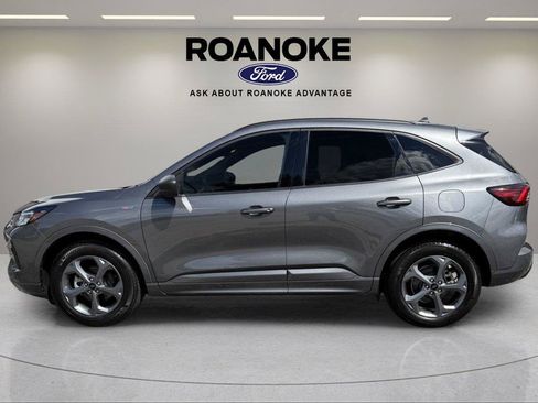 Used 2024 Ford Escape ST-Line w/ Tech Pack #1 AWD/4WD image 12