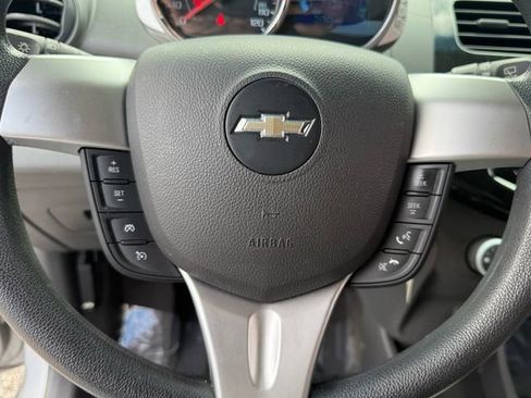Used 2015 Chevrolet Spark LT image 27