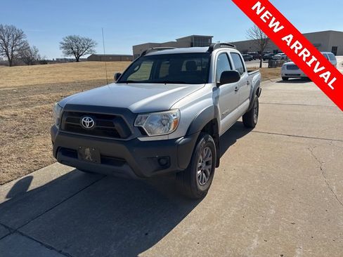Used 2013 Toyota Tacoma 4x4 Double Cab w/ Convenience Pkg image 7