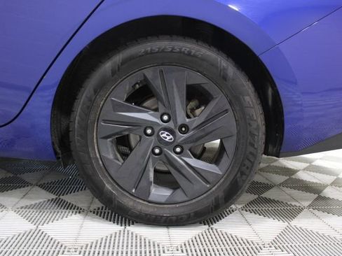 Used 2023 Hyundai Elantra SEL image 34