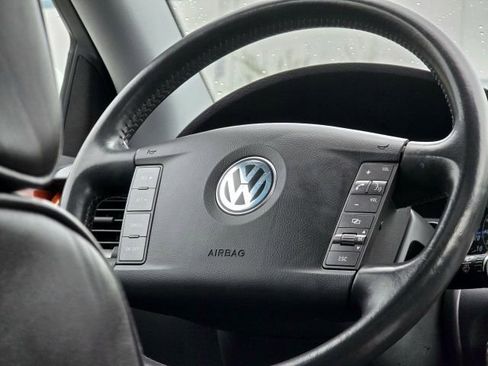 Used 2005 Volkswagen Phaeton V8 image 13