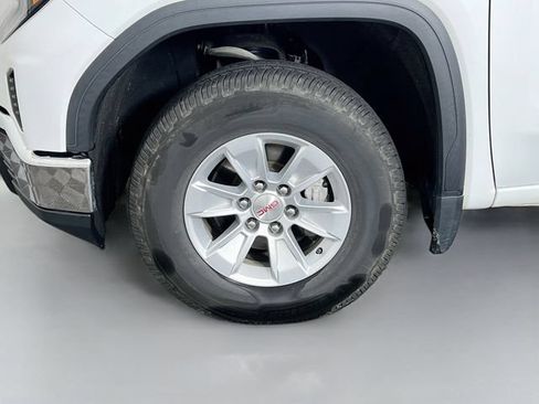Used 2022 GMC Sierra 1500 SLE AWD/4WD image 10