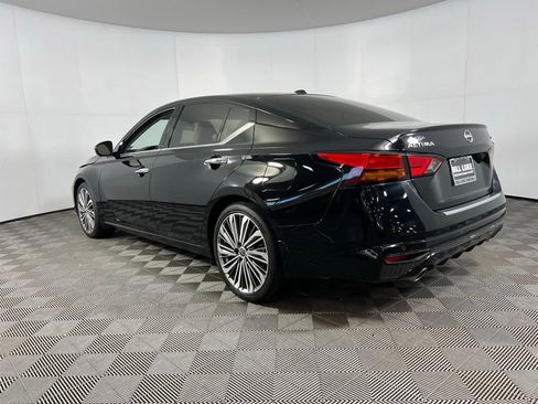 Used 2023 Nissan Altima 2.5 SL image 9