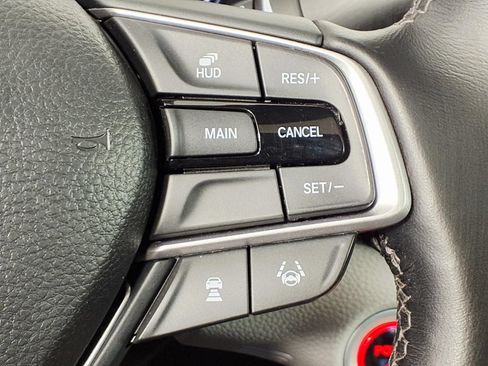 Used 2018 Honda Accord Touring image 20
