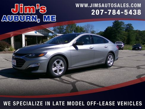 Used 2023 Chevrolet Malibu LS FWD image 1