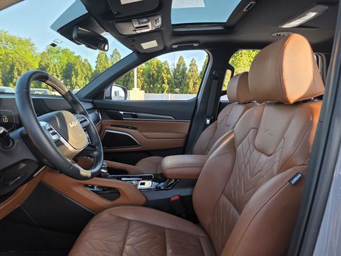 Used 2025 Kia Telluride EX X-Line image 11