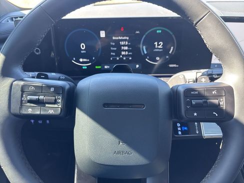 Certified 2025 Hyundai Santa Fe Calligraphy image 24