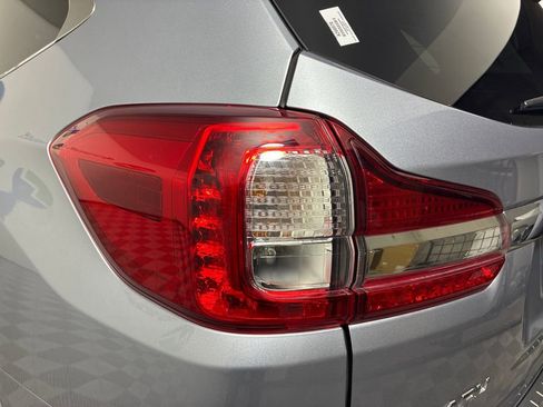 Used 2022 Subaru Ascent Limited w/ Technology Package image 12
