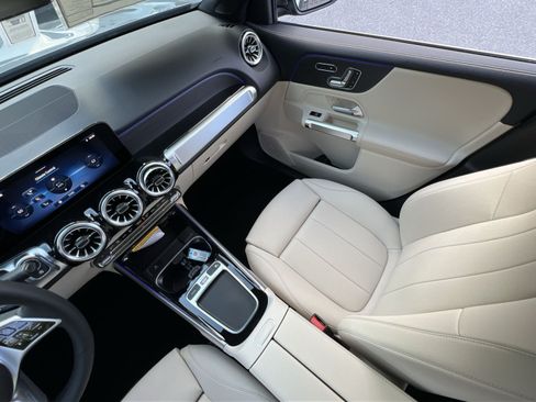 New 2026 Mercedes-Benz GLB 250 4MATIC image 14