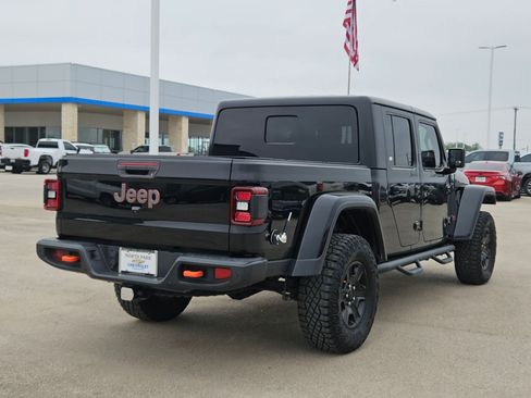 Used 2020 Jeep Gladiator Mojave AWD/4WD image 3