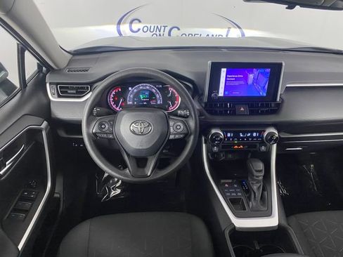 Certified 2023 Toyota RAV4 XLE AWD/4WD image 17