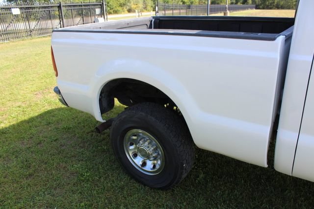 Used 2003 Ford F250 XLT AWD/4WD image 9