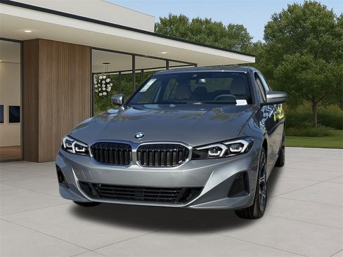 New 2026 BMW 330i Sedan w/ Premium Package image 3