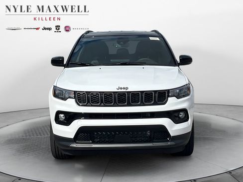 New 2026 Jeep Compass Limited image 18