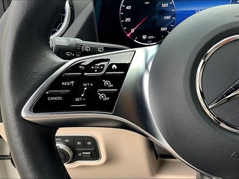 Certified 2025 Mercedes-Benz GLA 250 4MATIC image 20
