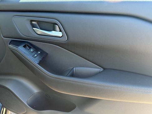 New 2026 Nissan Rogue SV image 17