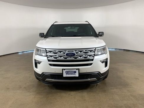 Used 2019 Ford Explorer XLT w/ Equipment Group 202A image 3